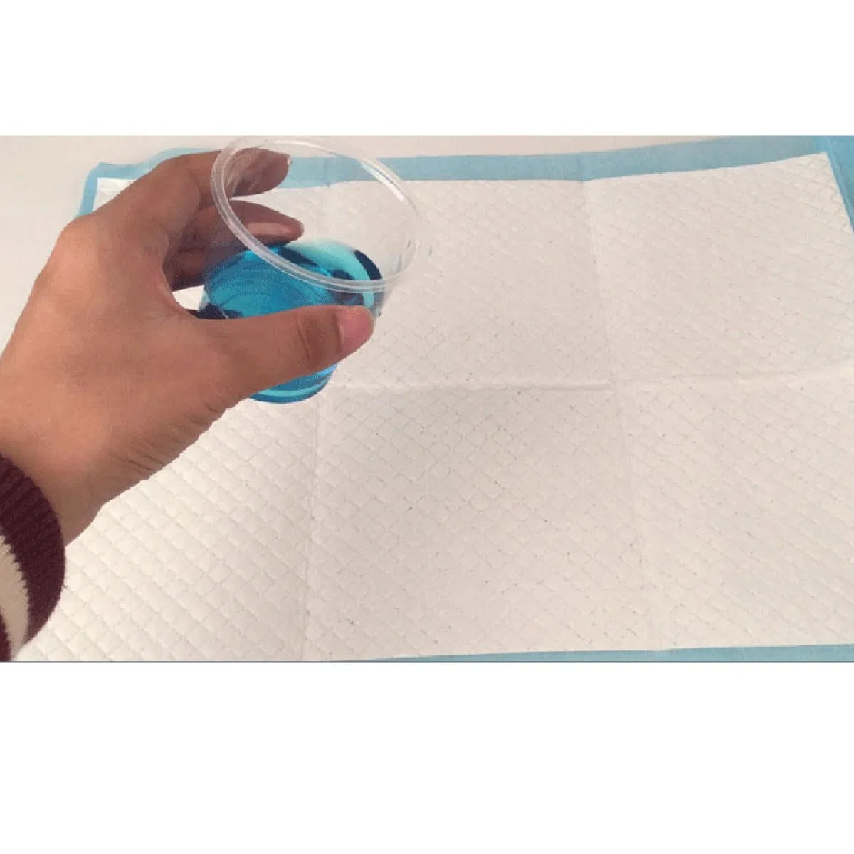 Almohadillas Absorbentes para Perros XL Paquete de Unidades Pañales para Entrenamiento de Mascotas Tapetes Higiénicos Gruesos y Duraderos para Uso Interiores y Exteriores