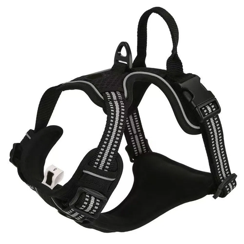 Este arnés antitirones está diseñado específicamente para Boykin Spaniel. Cuenta con un asa y un diseño Tipo Chaleco Reflectante Ajustable. Black M