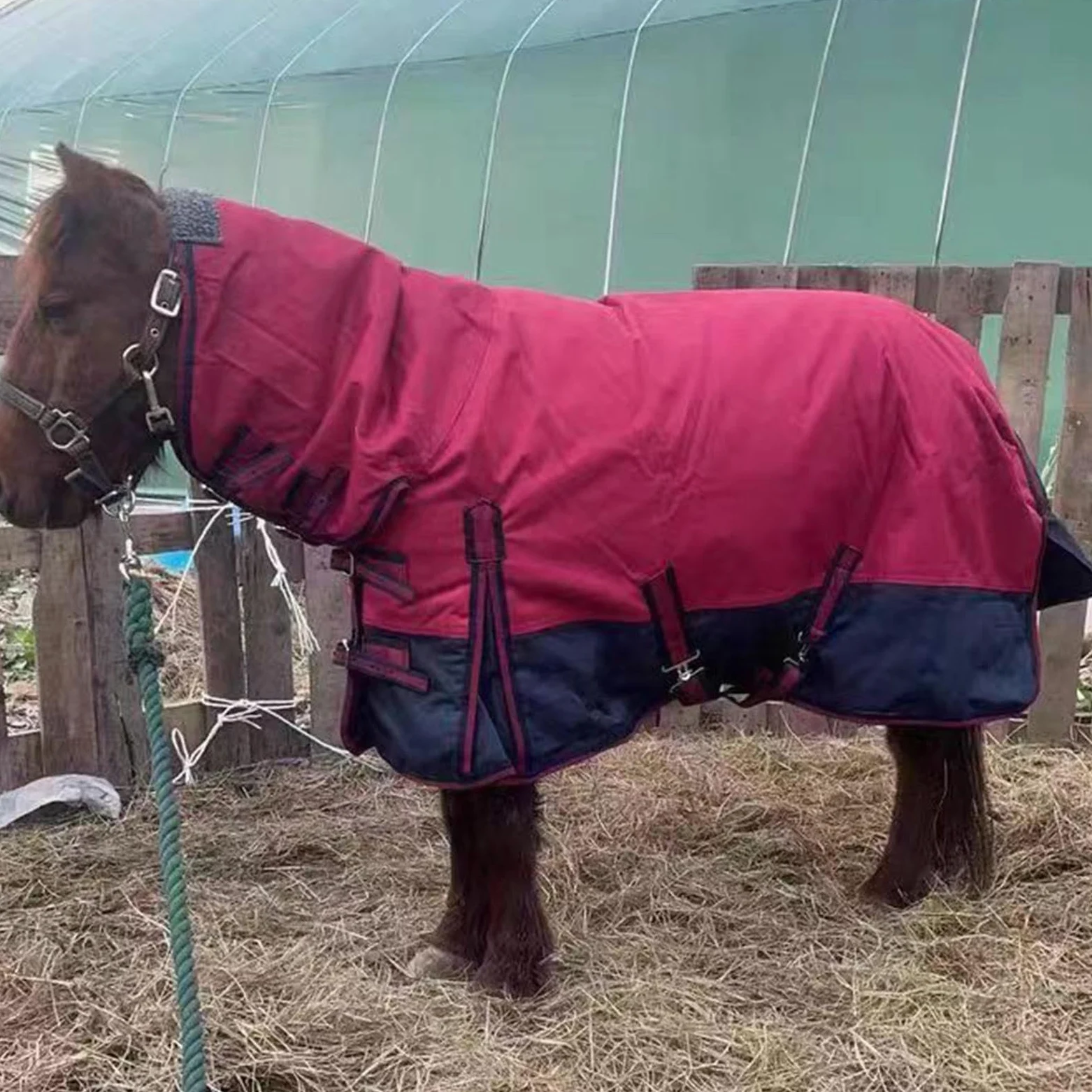 MERIGLARE Manta de Invierno para Caballos, Resistente Al Agua, Mantiene El, Transpirable, Oxford 600D, con Cubrecuello, Ropa Ecuestre.
