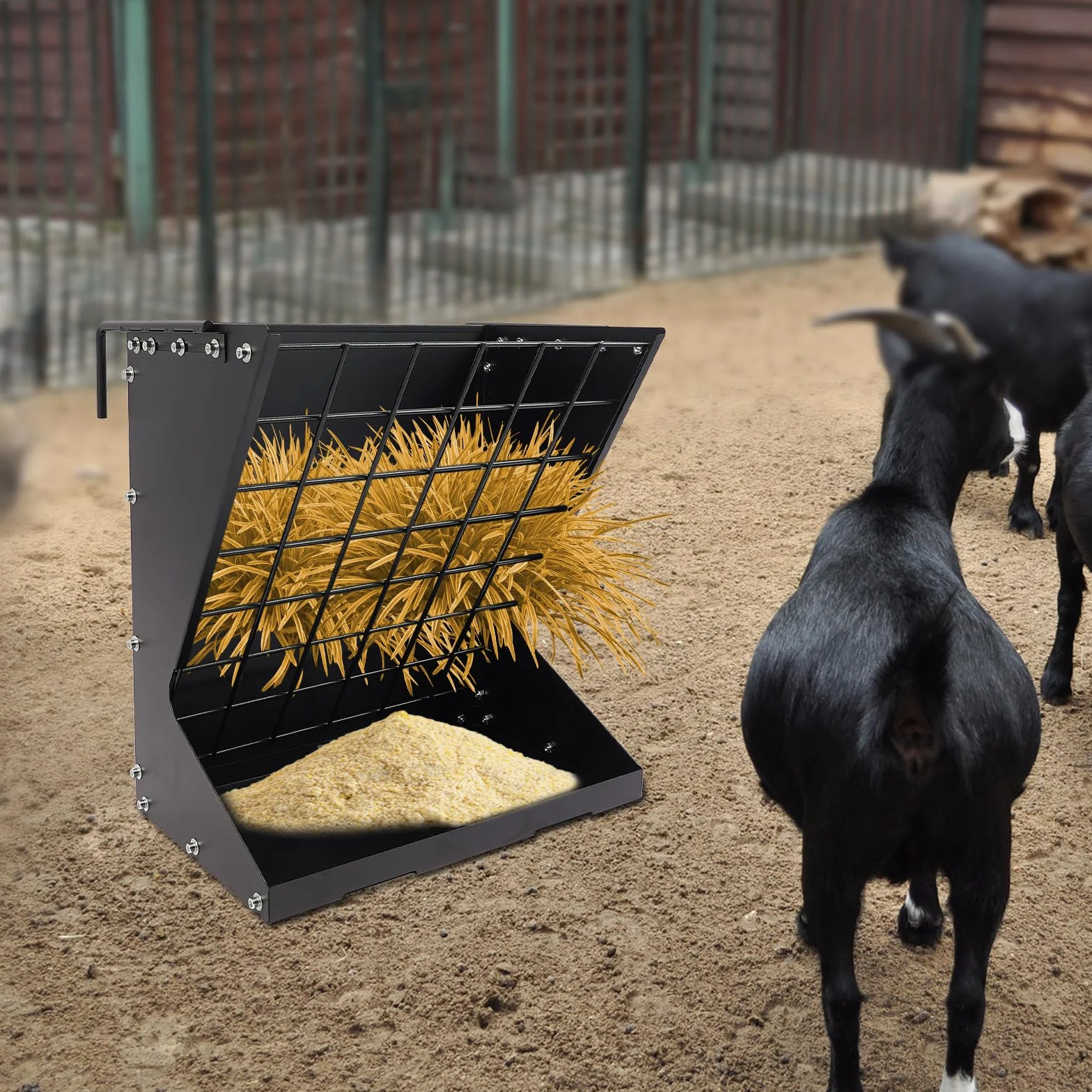 Heno para ovejas y cabras, con gancho y rejilla, tamaño grande 2 en 1, heno y grano, ángulo inclinado, 57 x 33 x 60 cm, color negro