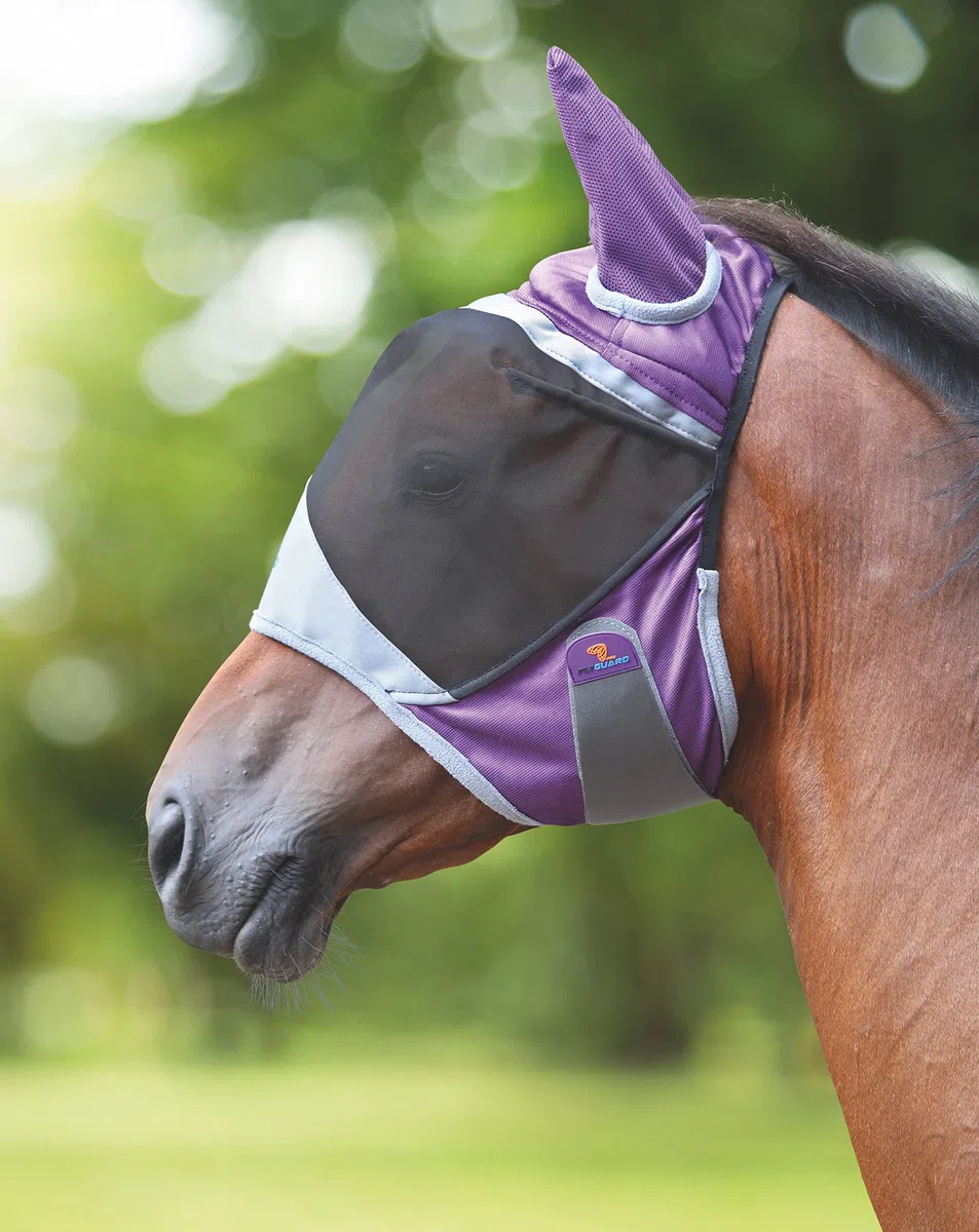Shires FlyGuard Pro Deluxe - Máscara antimoscas con orejas, color morado