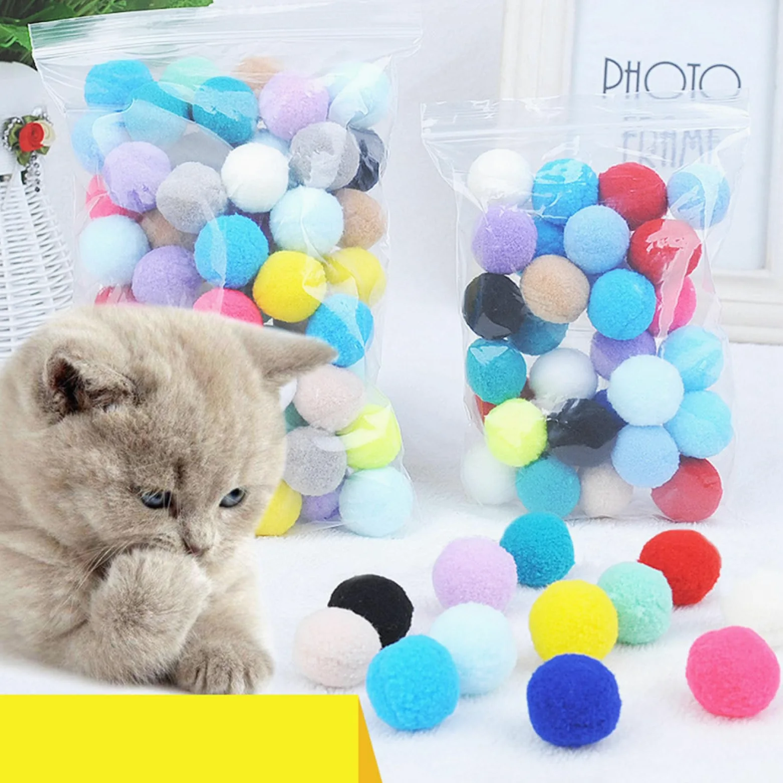 Juguetes para Gatos, Pelota de Peluche elástica for Gatos 2,5 cm, Juguete Interactivo Creativo y Colorido con pompón for Masticar, 100 Unidades